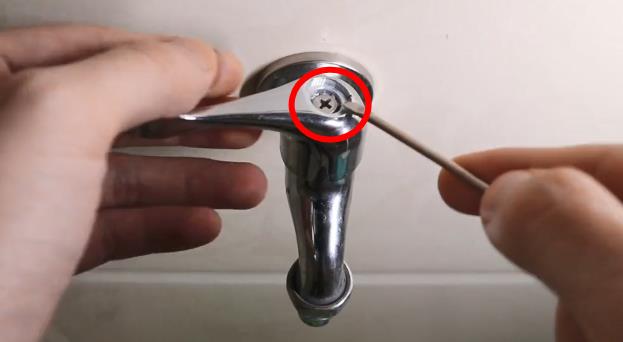 水龍頭滴水怎么處理？看步驟圖跟著老師傅一步步操作一下吧！